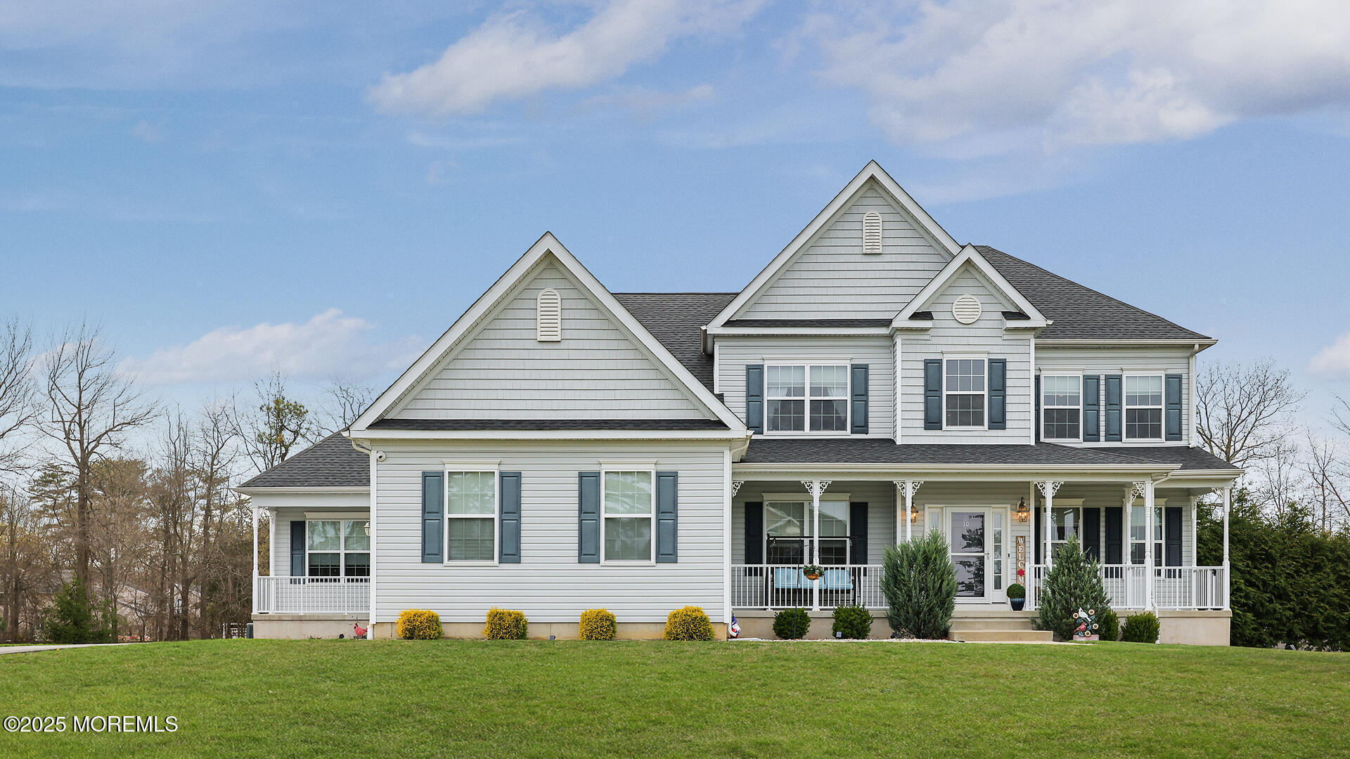 Property Photo: 10 Colliers Court NJ 08527