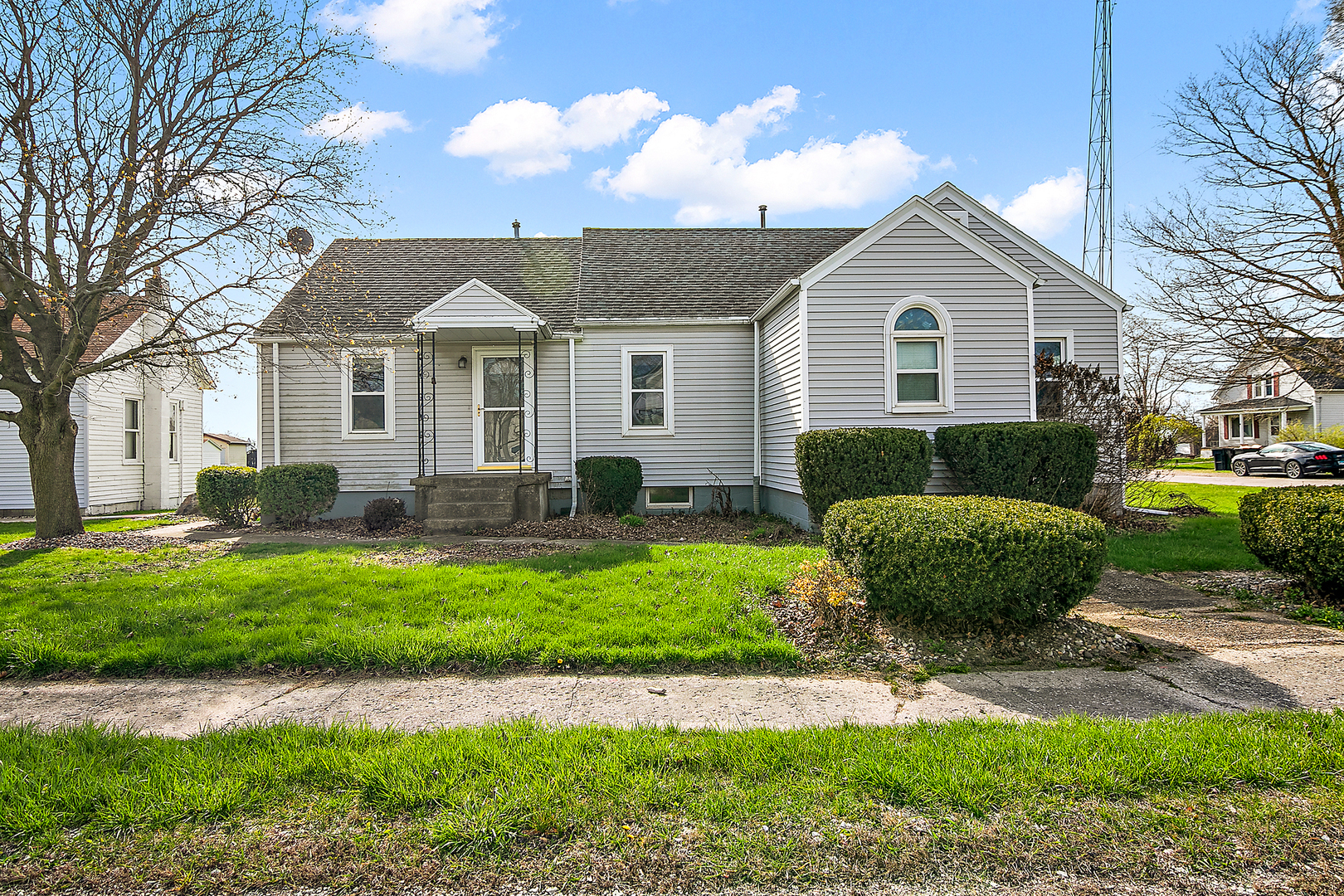 Property Photo: 509 N Raub Avenue IL 60931