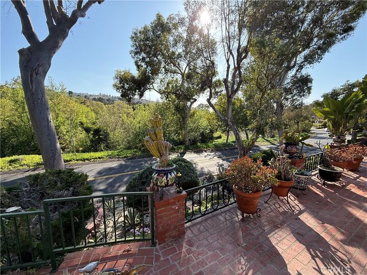 Property Photo: 3225 Paseo Del Campo CA 90274