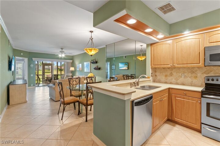 Property Photo: 13641 Worthington Way 1603 FL 34135