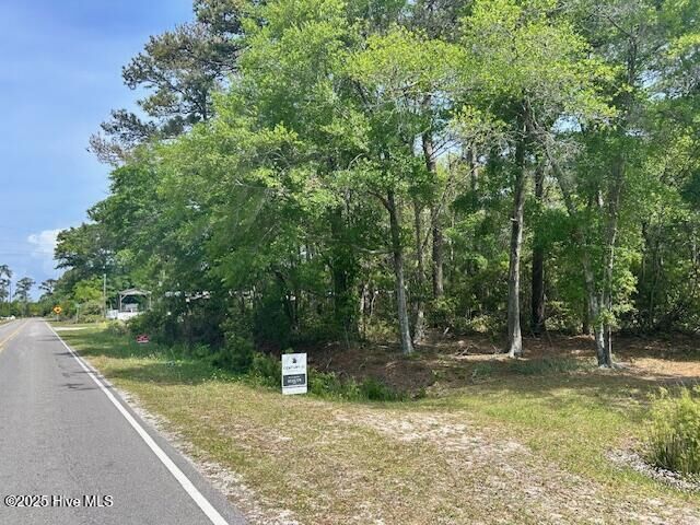 Property Photo: 3092 2 Seashore Road SW NC 28462