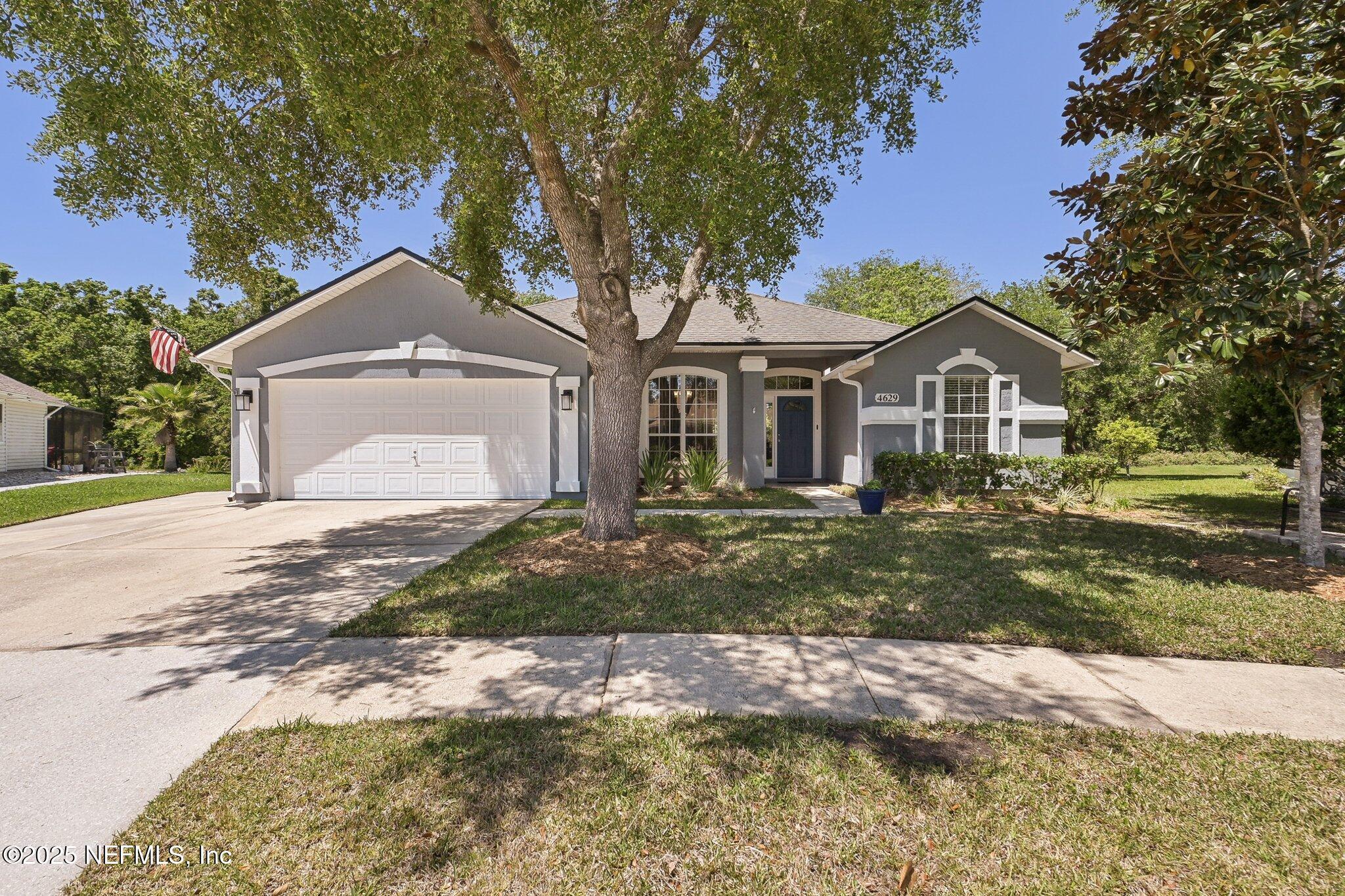 Property Photo: 4629 Trevor Creek Drive N FL 32257