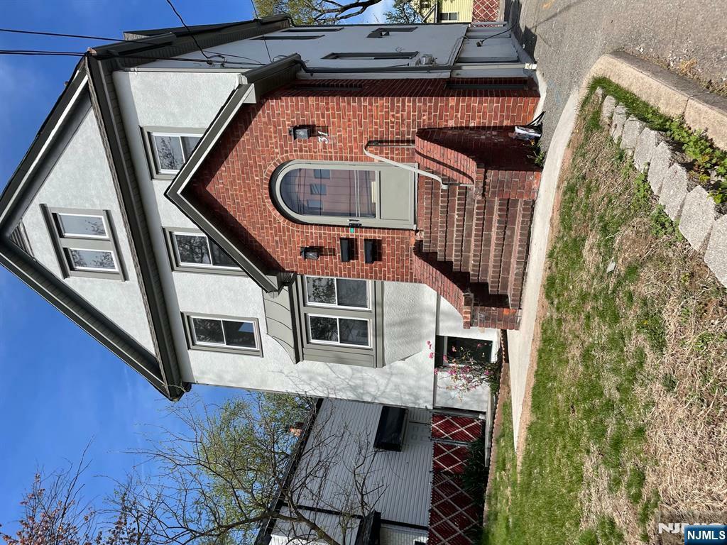Property Photo: 31 E Passaic Street 1 NJ 07607