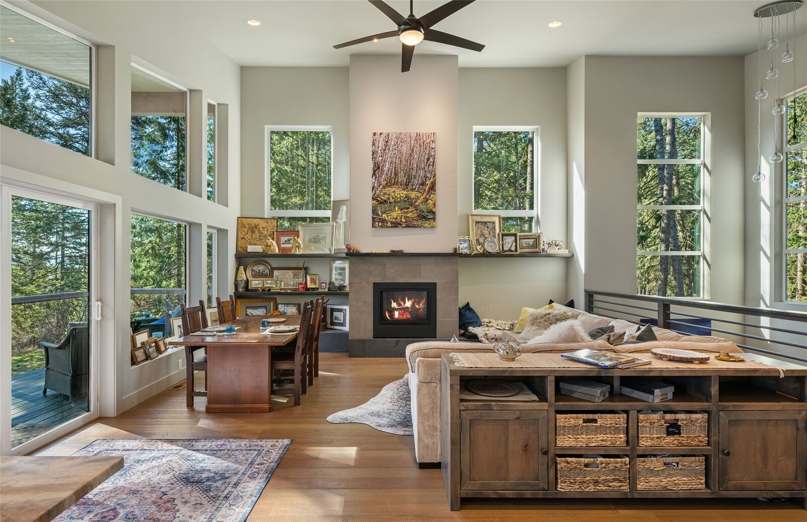 Property Photo:  608 Pine Place  MT 59937 