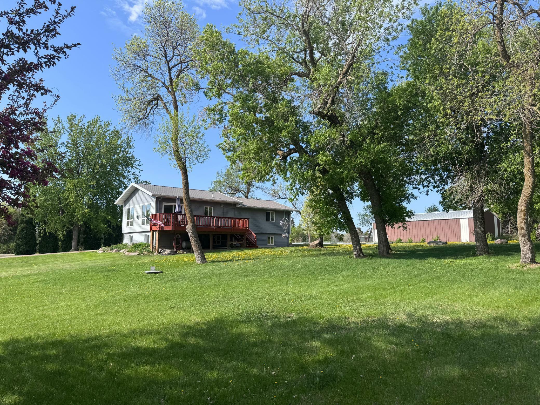 Property Photo: 918 W Division Street MN 56531
