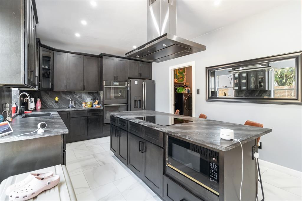 Property Photo:  2409 Eisenhower Drive  TX 75071 