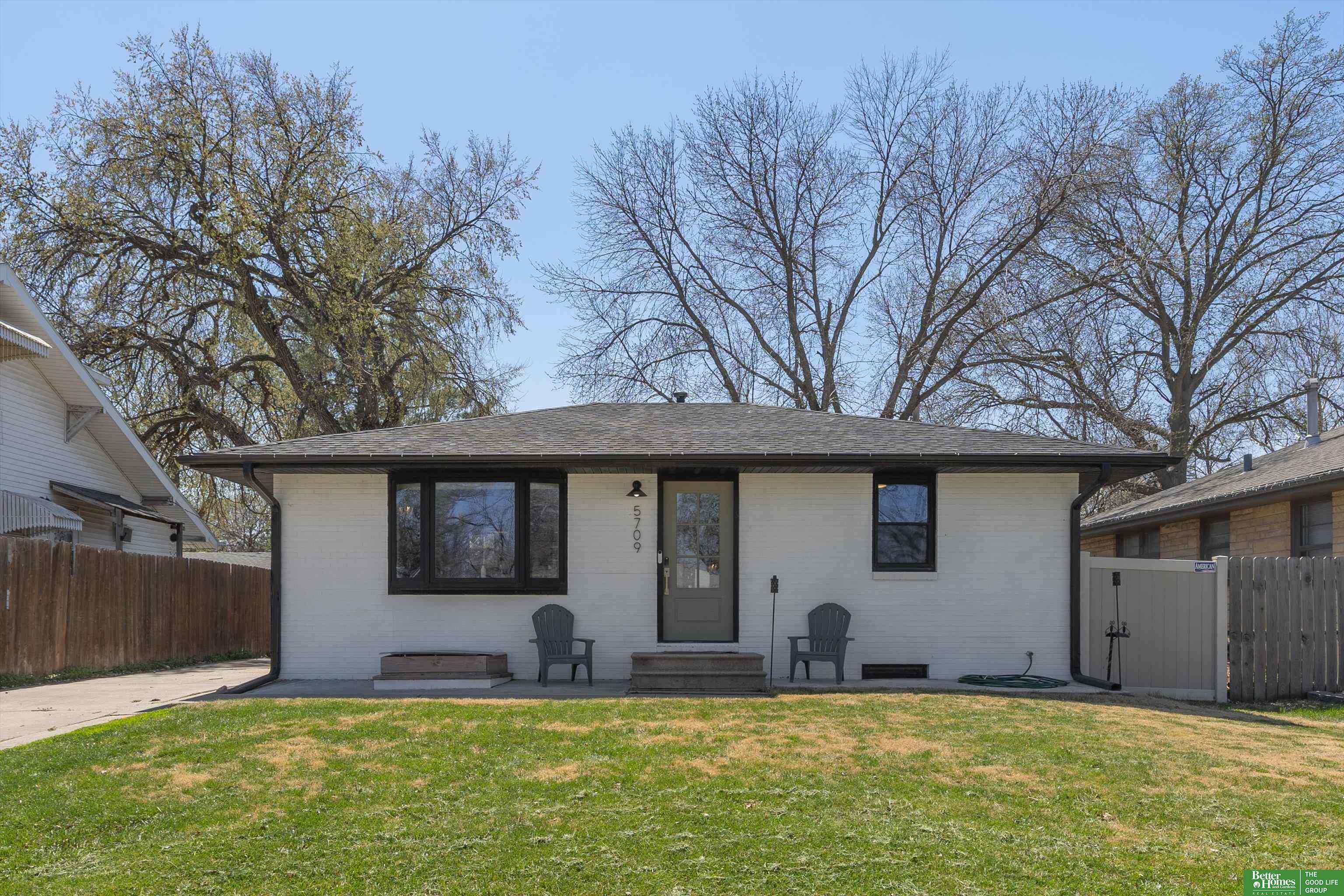 Property Photo: 5709 Hartley Street NE 68507