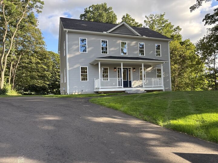 26 1/2 Cherry Street  Spencer MA 01562 photo