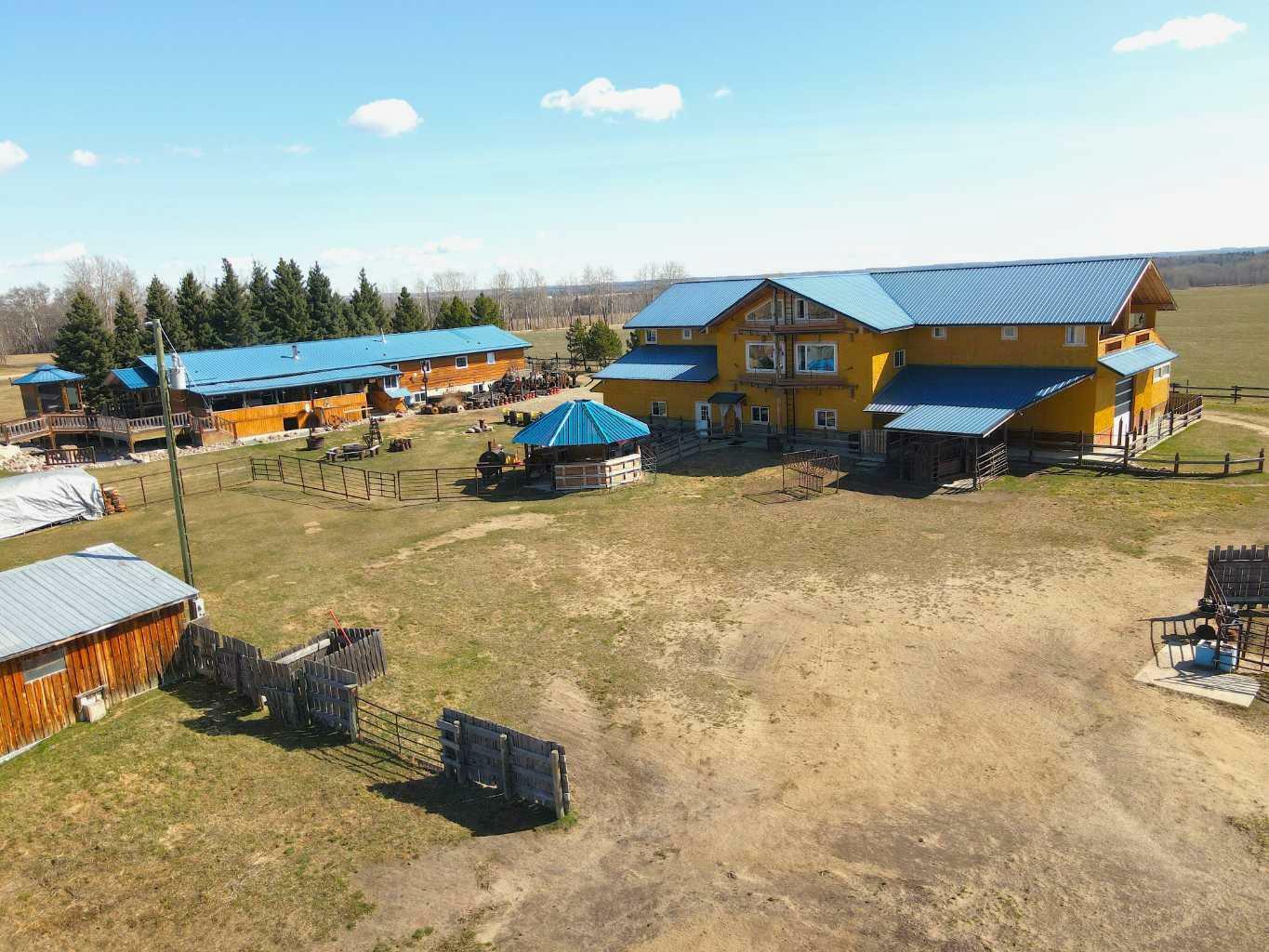 Property Photo: 45040 421A Township AB T0C 2J0