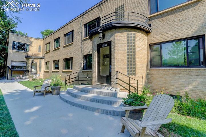 Property Photo: 1481 N Ash Street 3 CO 80220