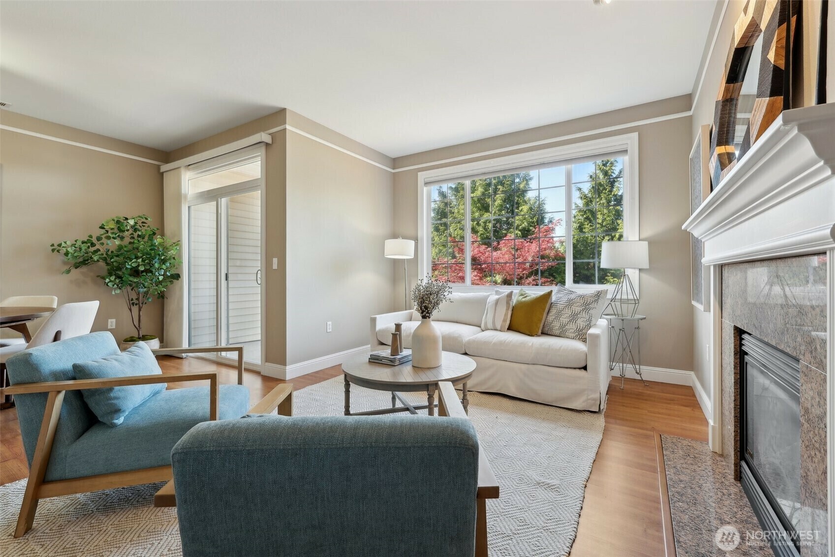 Property Photo:  4761  Whitworth Place S K104  WA 98055 