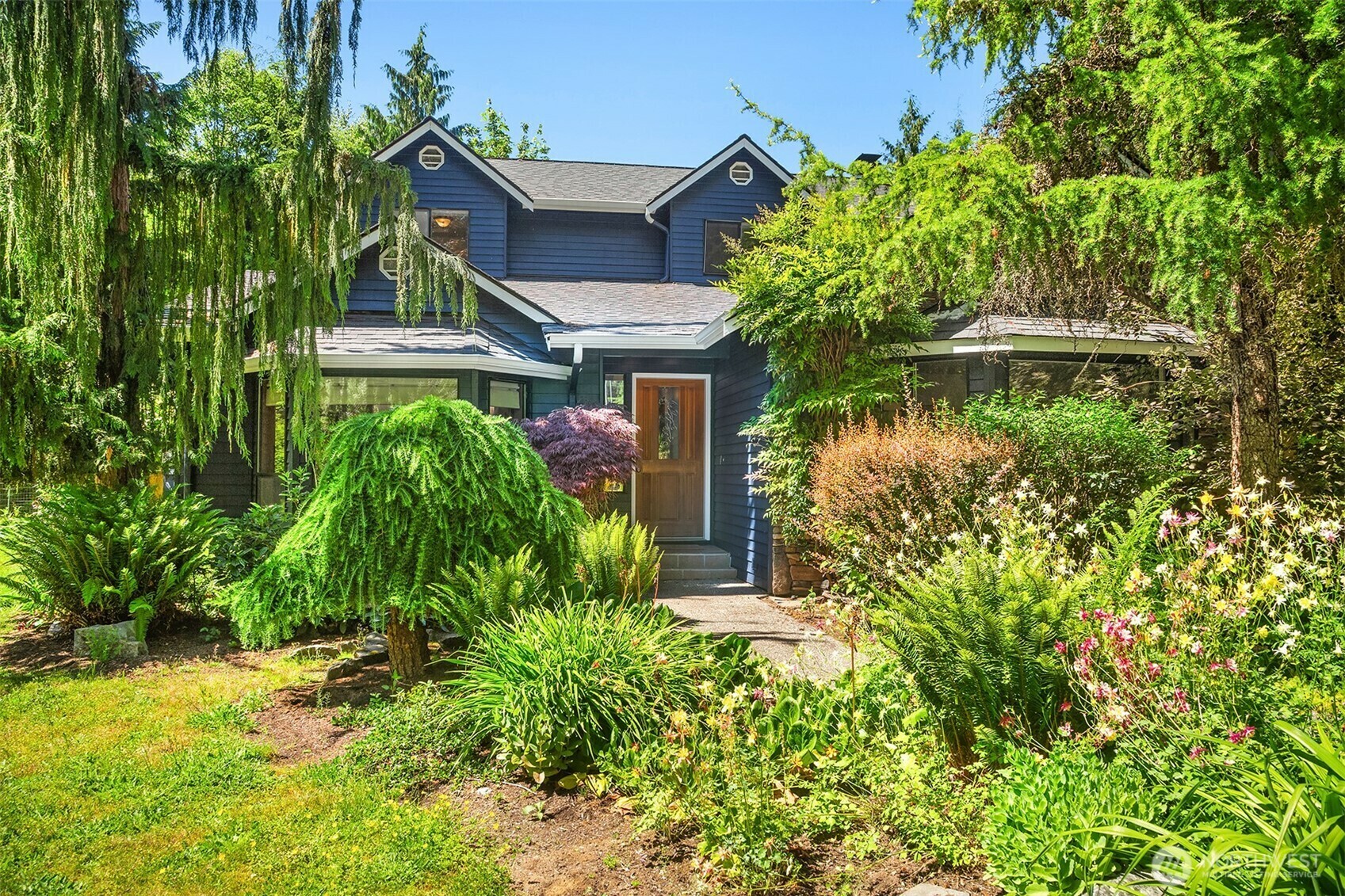 Property Photo: 26032 5th Avenue NE WA 98223