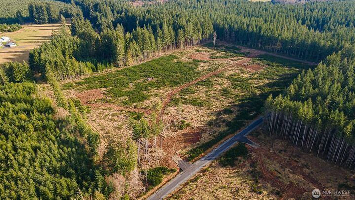 Property Photo: 286 Monroe Road WA 98532