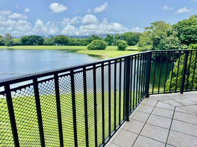 Property Photo: 9688 Fontainebleau Blvd 208 FL 33172
