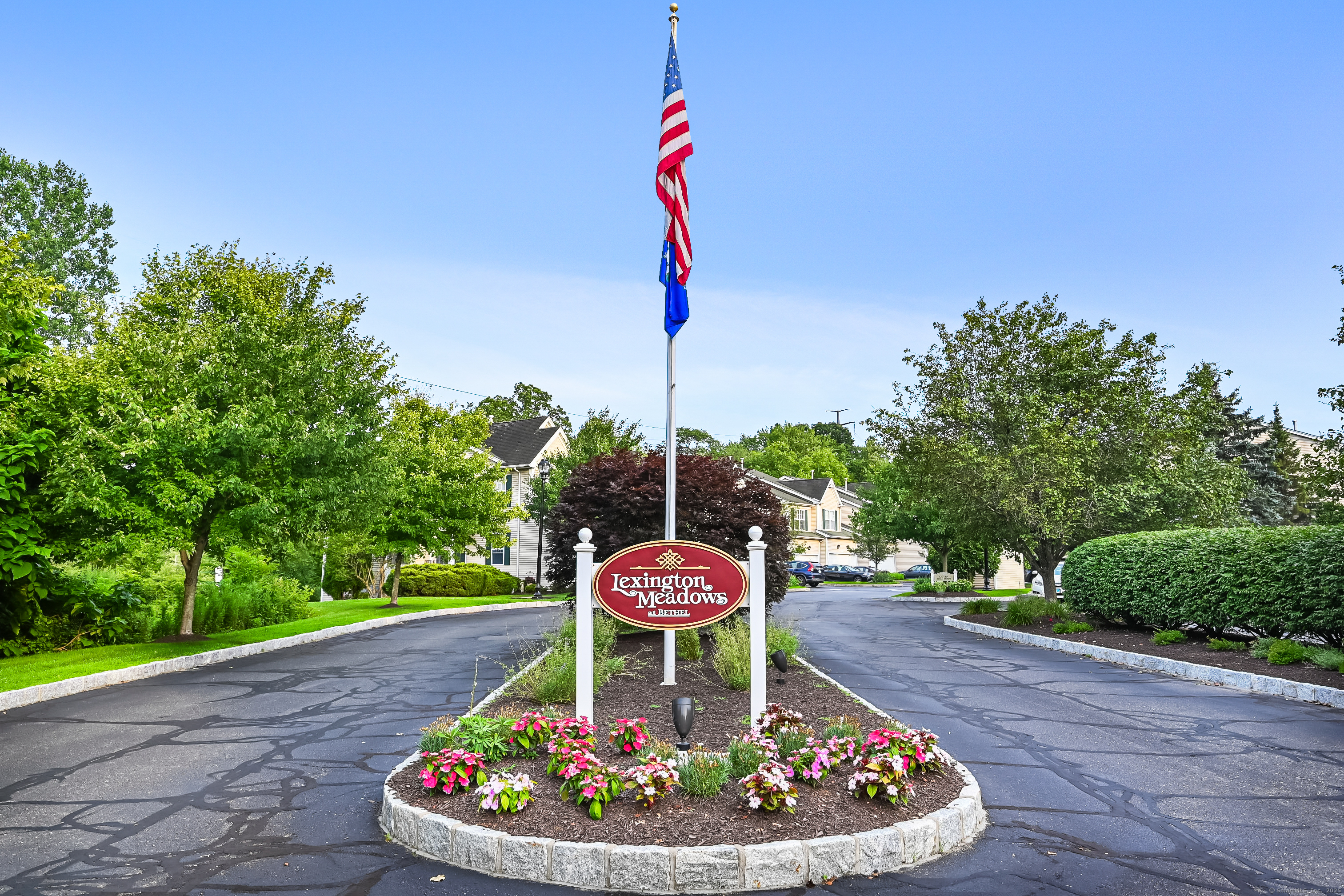 1015 Lexington Boulevard 1015  Bethel CT 06801 photo