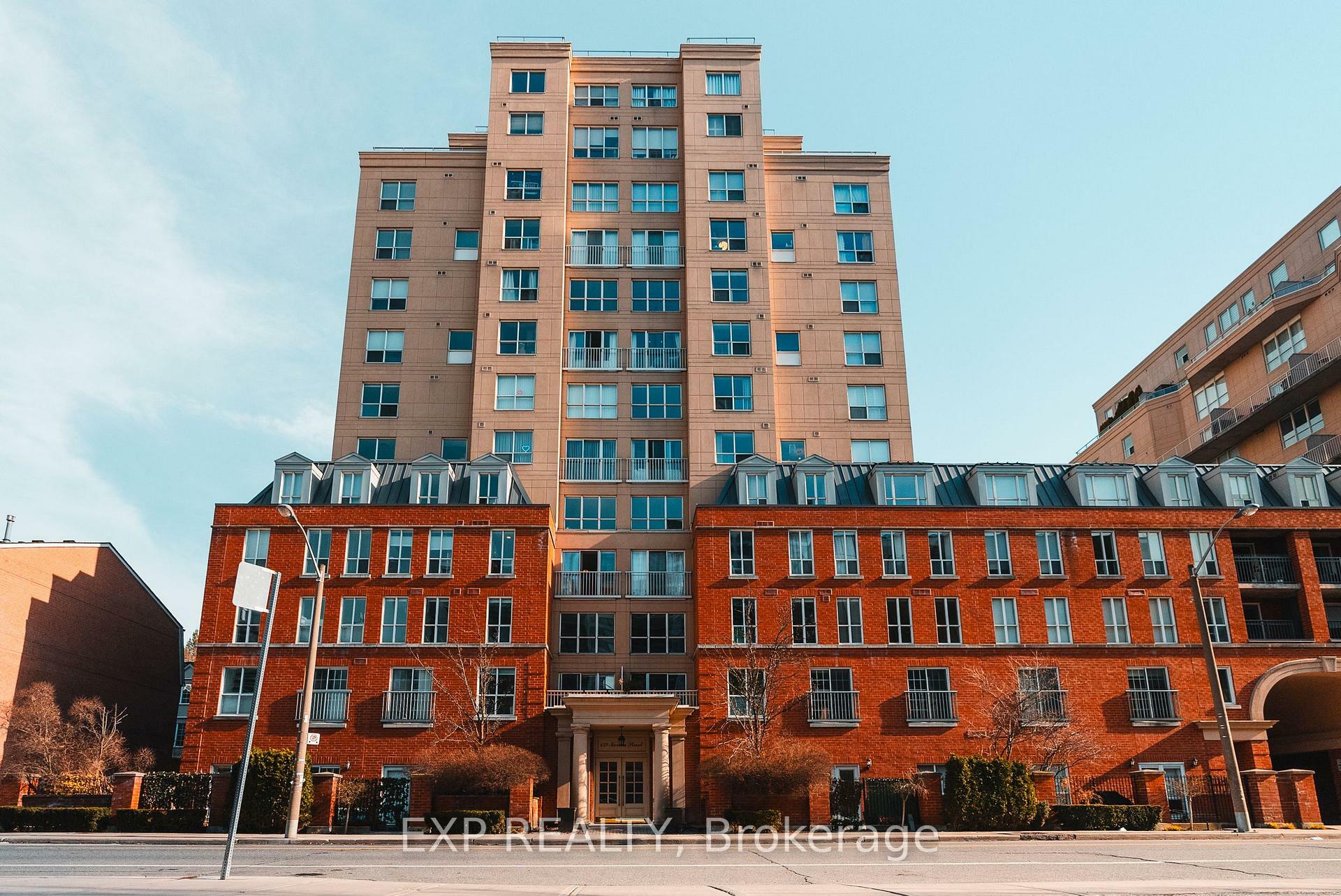 Property Photo: 139 Merton Street 449 ON M4S 3G7