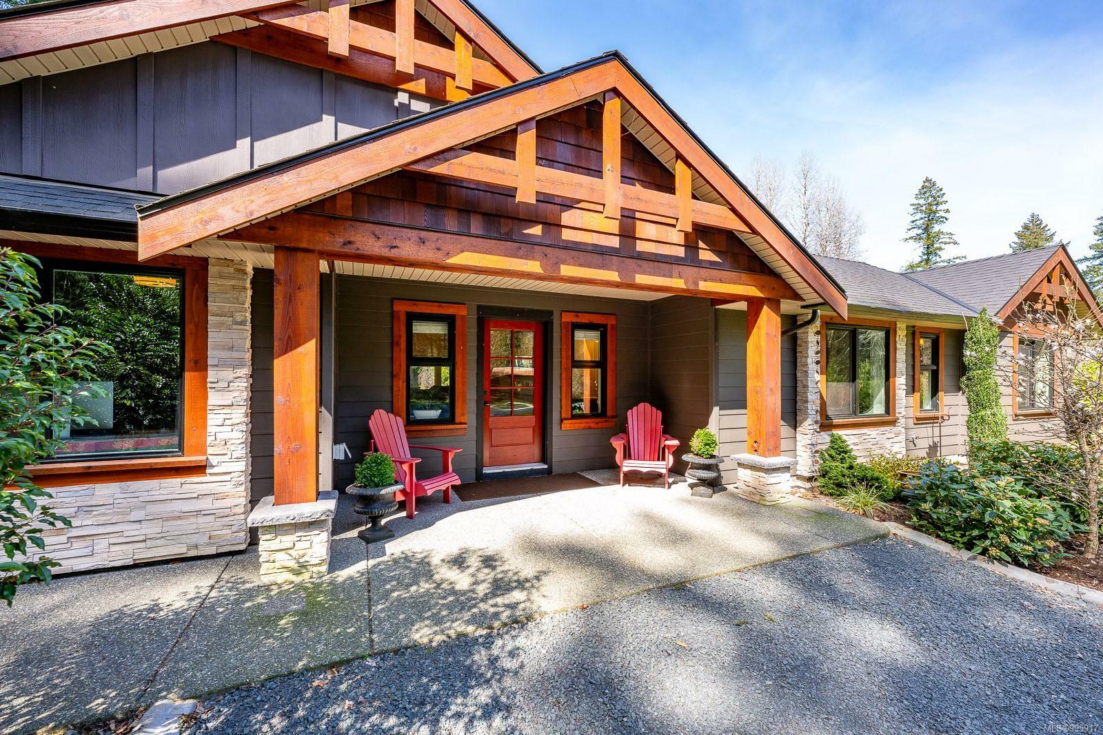 Property Photo: 1365 Sirius Rd BC V0R 2M0