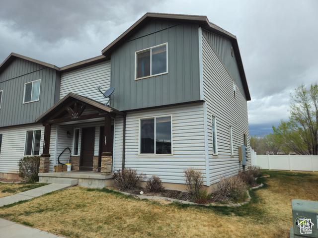 Property Photo: 187 E 500 N UT 84066