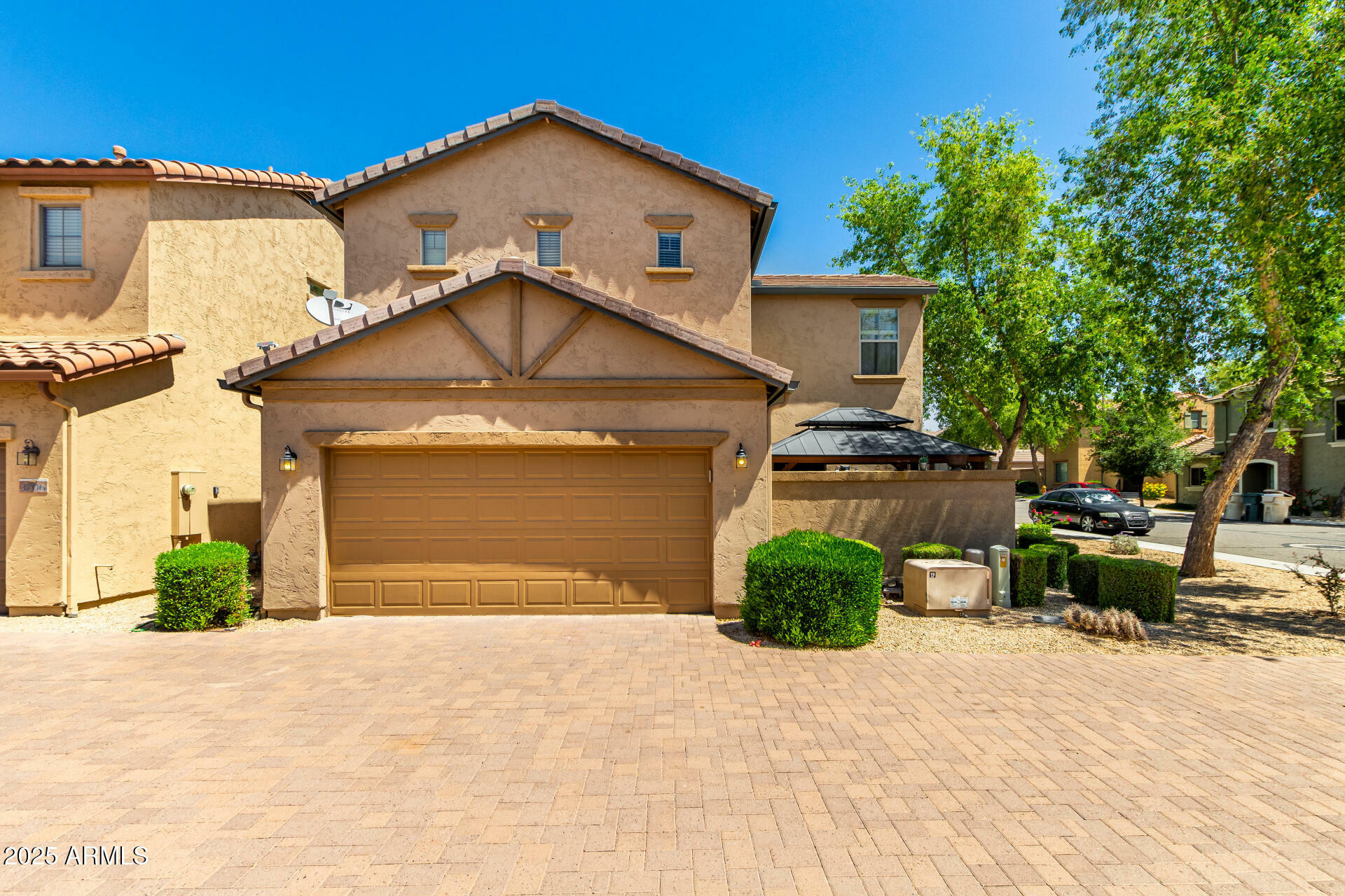 Property Photo: 3702 W McCauley Court AZ 85086