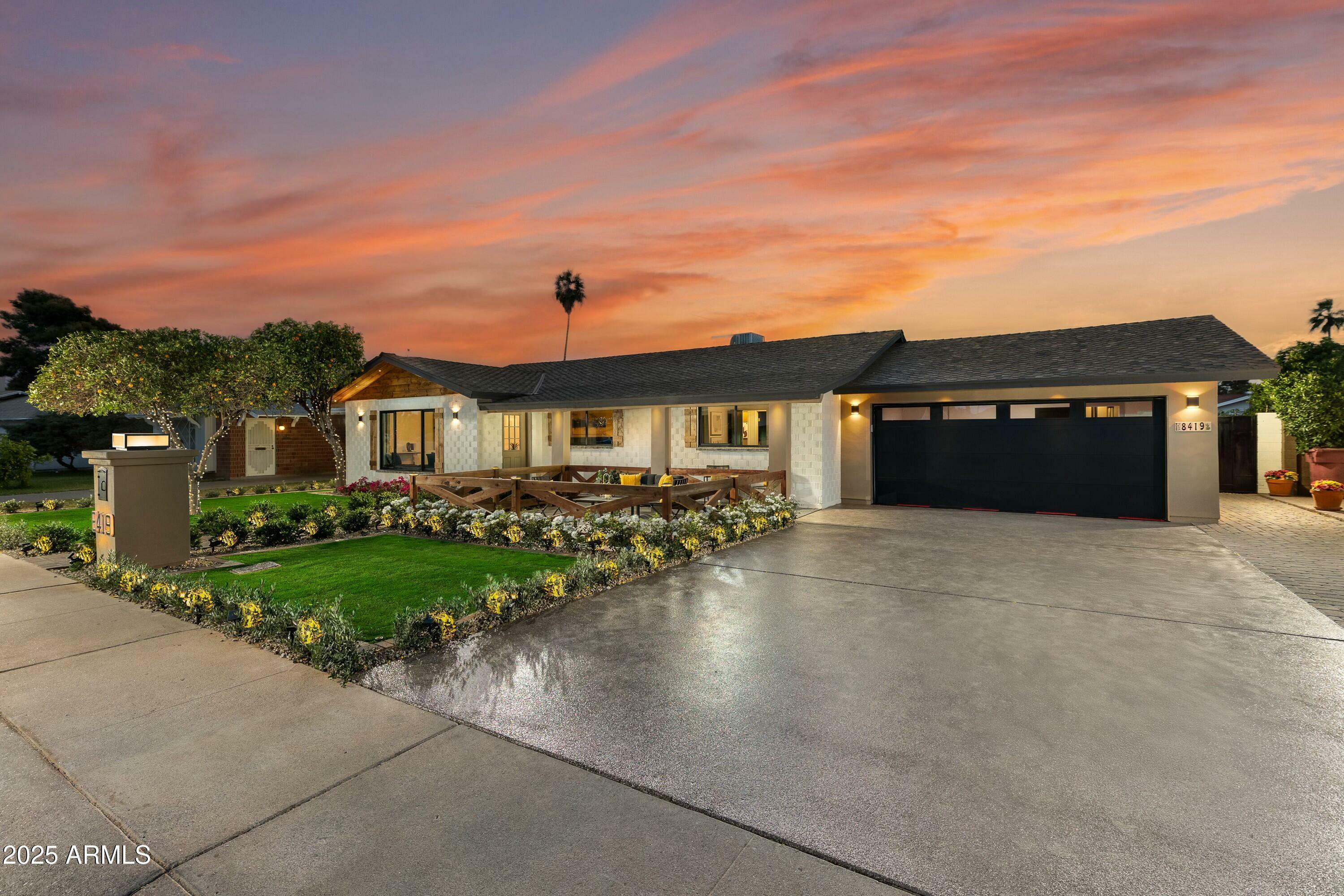 Property Photo: 8419 E Rancho Vista Drive AZ 85251