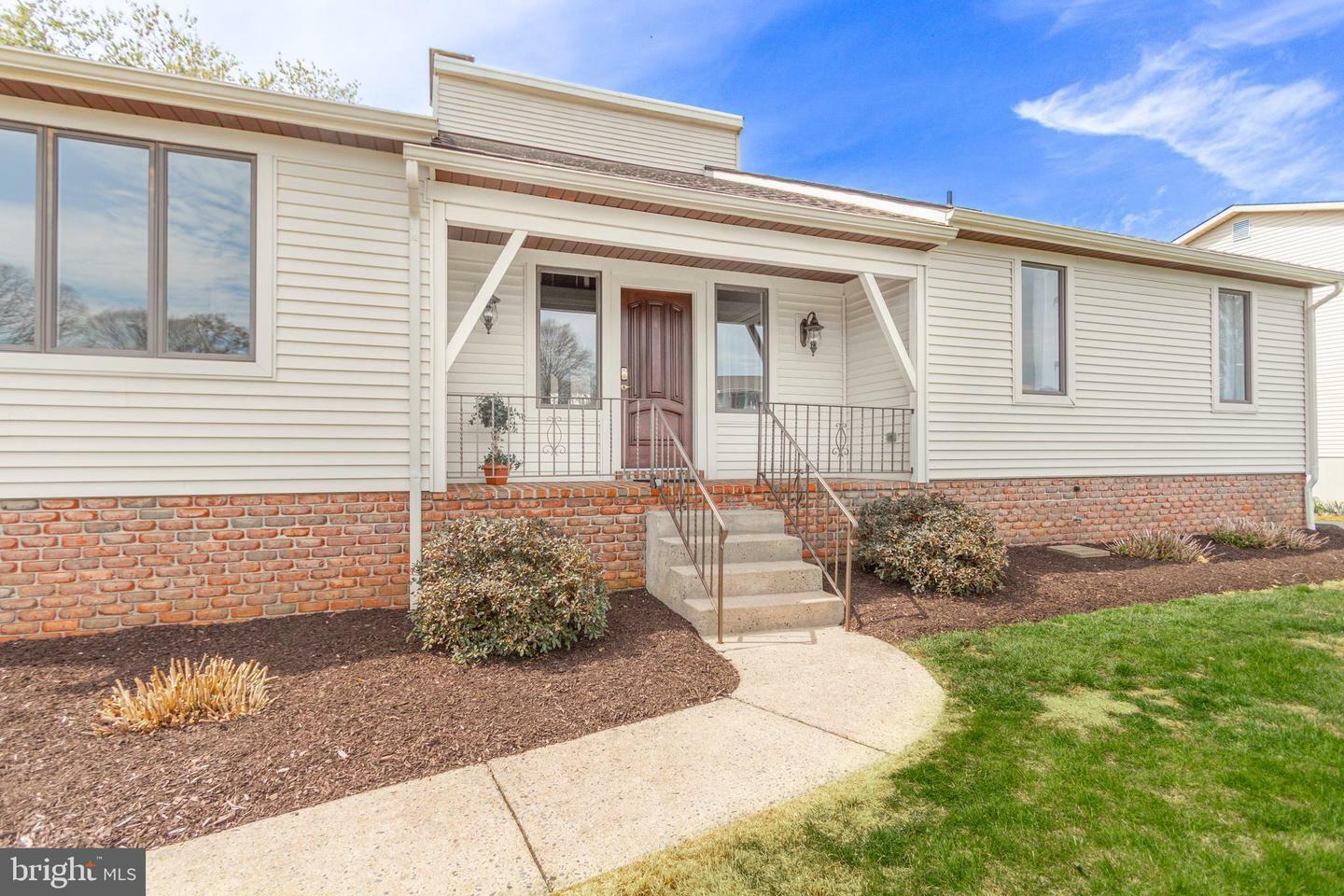 Property Photo: 49 Scenic Drive PA 17517