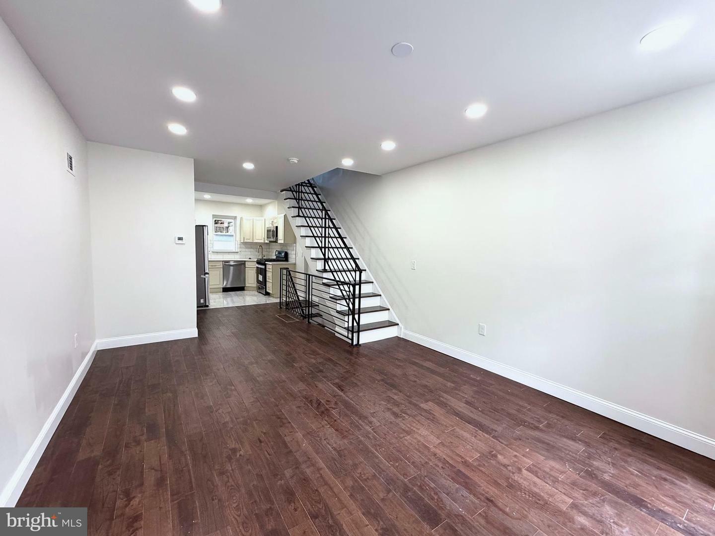 1535 S Mole Street  Philadelphia PA 19146 photo
