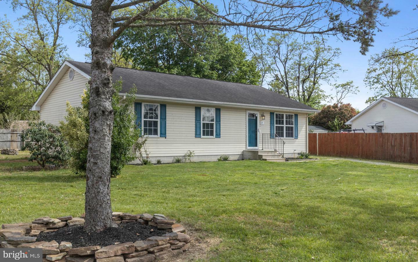 Property Photo: 21 Thorn Street DE 19962