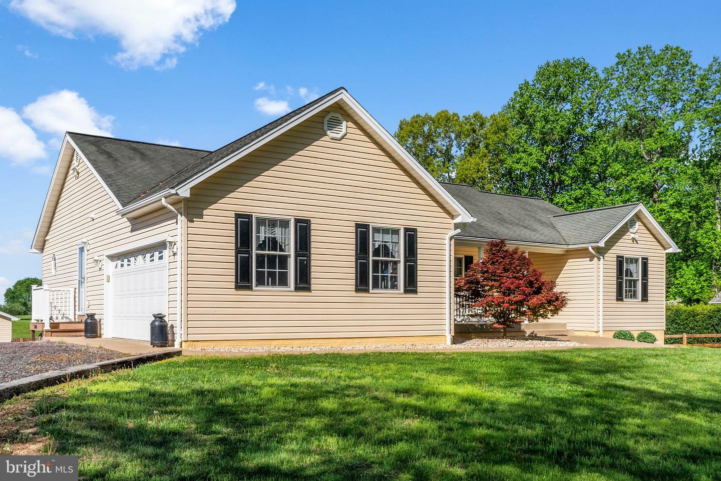 Property Photo: 15103 Jenkins Hill Lane VA 22701