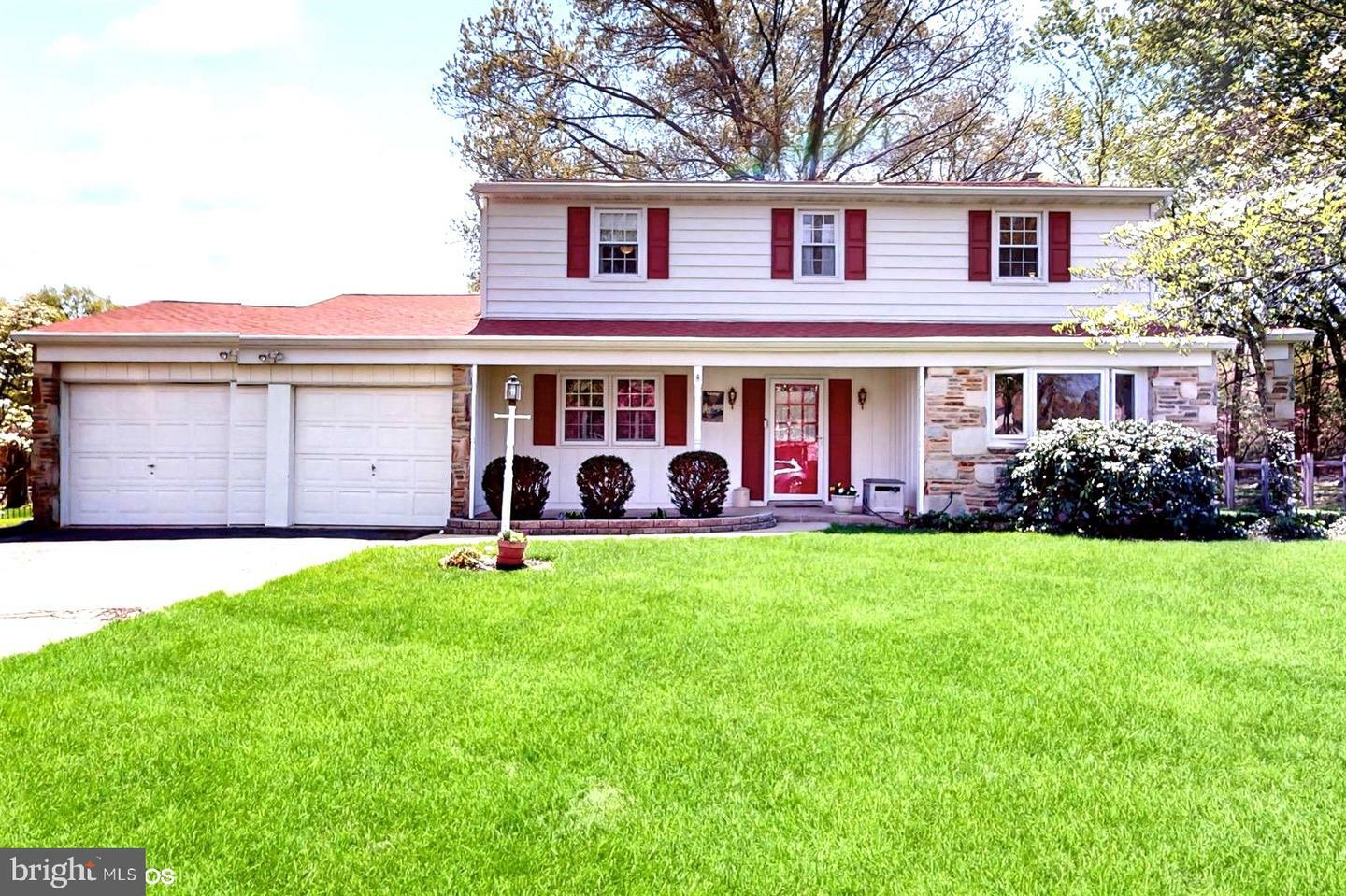 70 Vanderveer Avenue  Holland PA 18966 photo