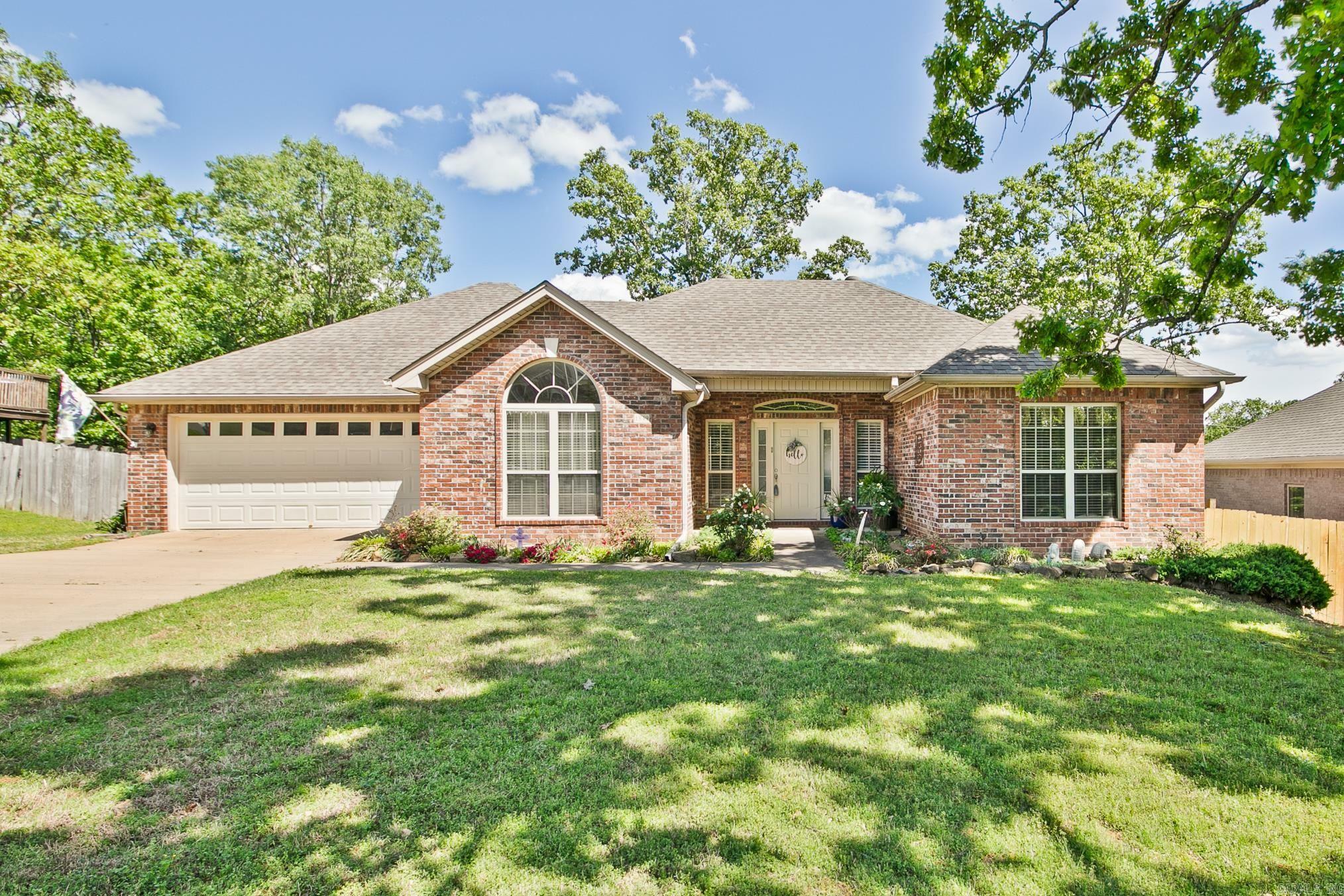 Property Photo: 1849 Hidden Creek Drive AR 72120