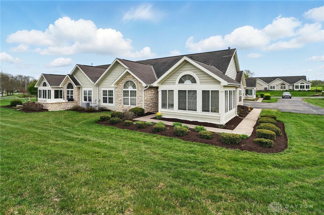 Property Photo: 5186 Crescent Ridge Drive OH 45315