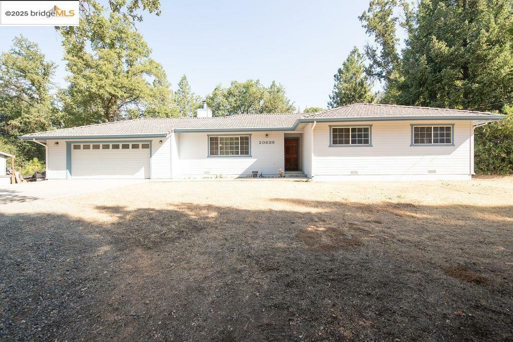 Property Photo: 20839 Big Foot Cir CA 95321