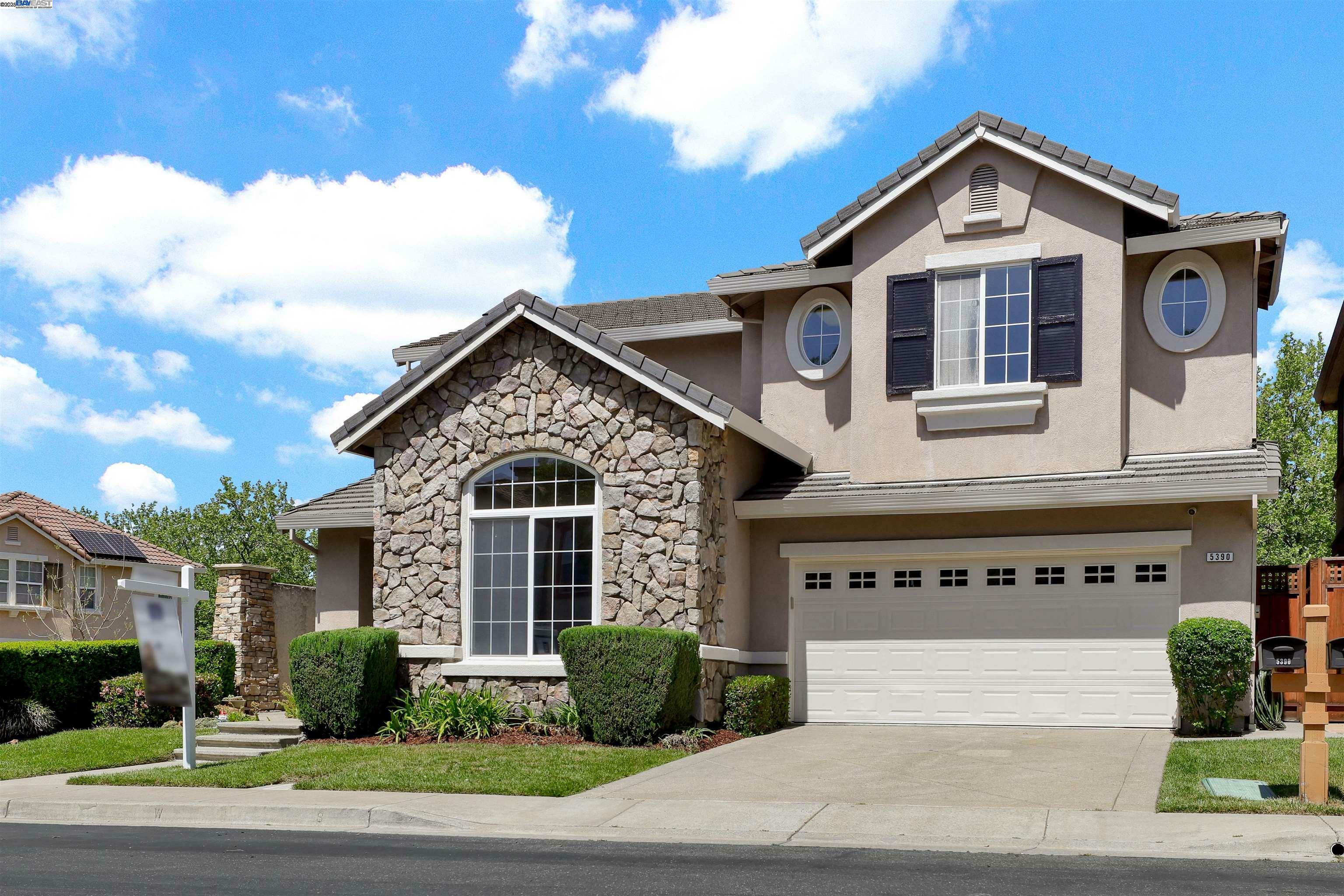 Property Photo: 5390 W Chesterfield Cir CA 94568