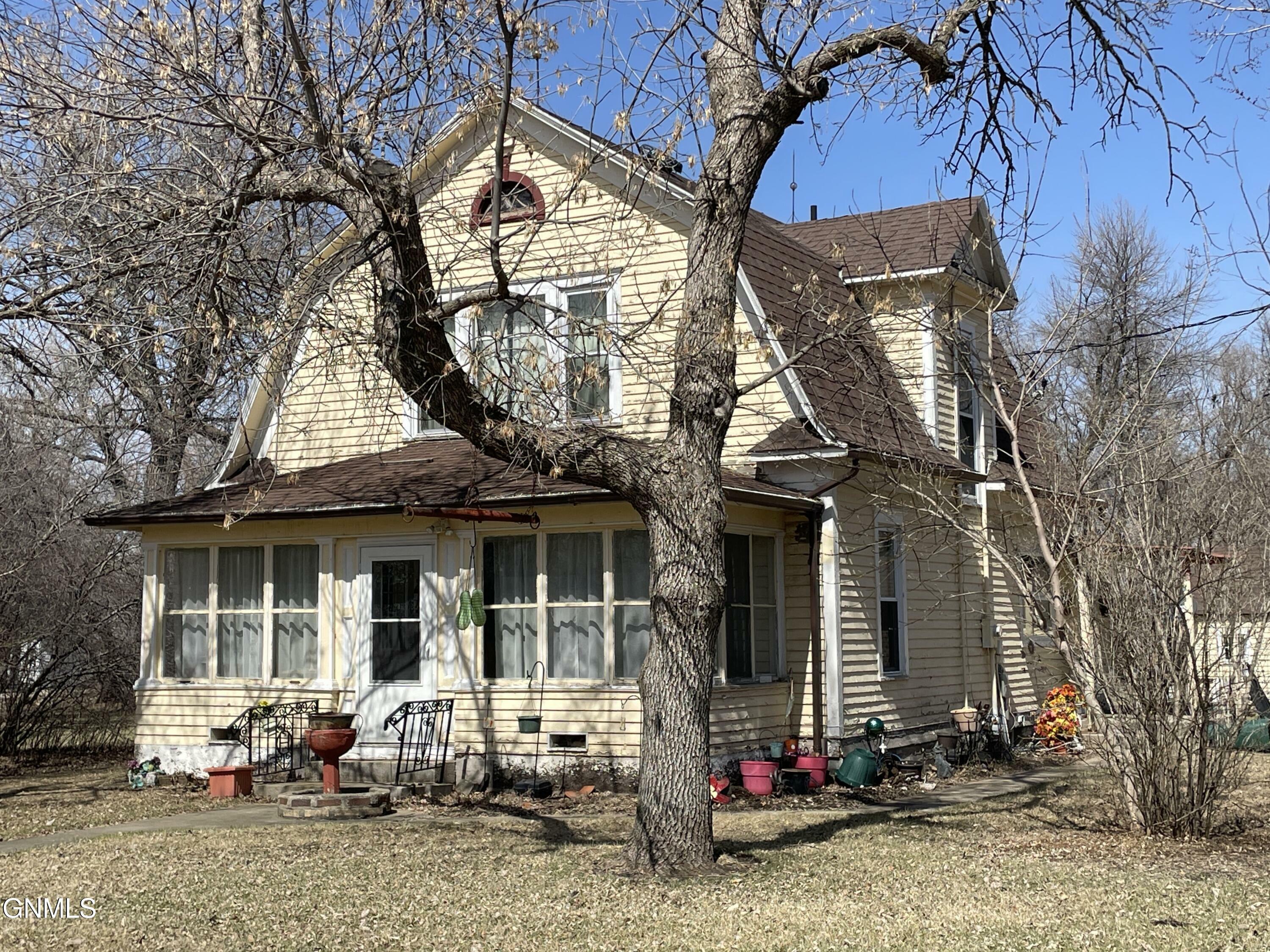 280 2nd Avenue  Sutton ND 58484 photo