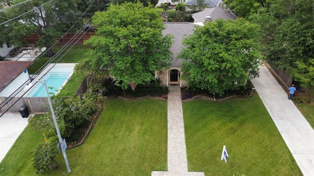 Property Photo: 10807 Ella Lee Lane TX 77042