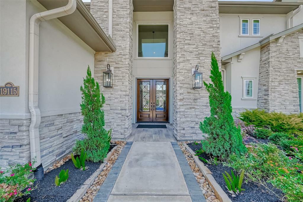 Property Photo: 19115 Coleto Creek Bend Drive TX 77433