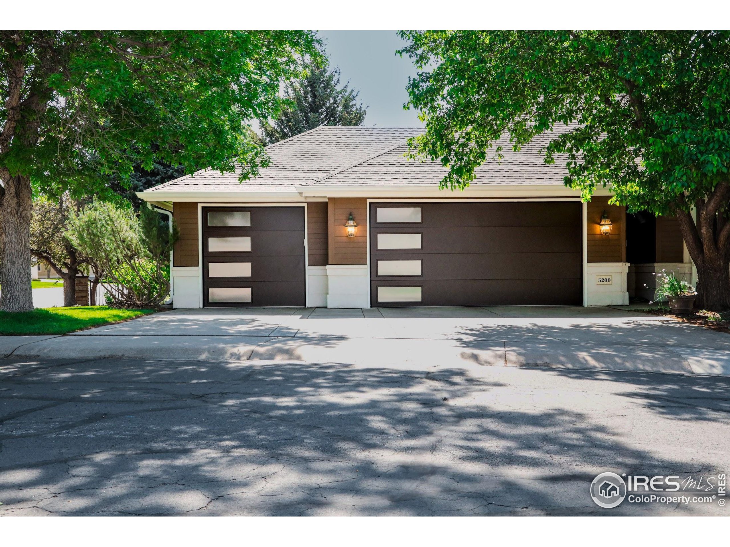 Property Photo: 5200 Castle Ridge Pl CO 80525