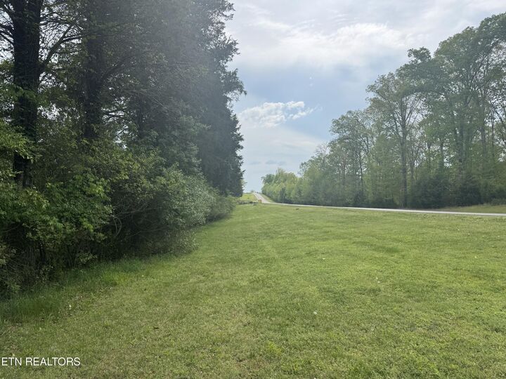 Property Photo: 205 W. Shore Dr. TN 37854