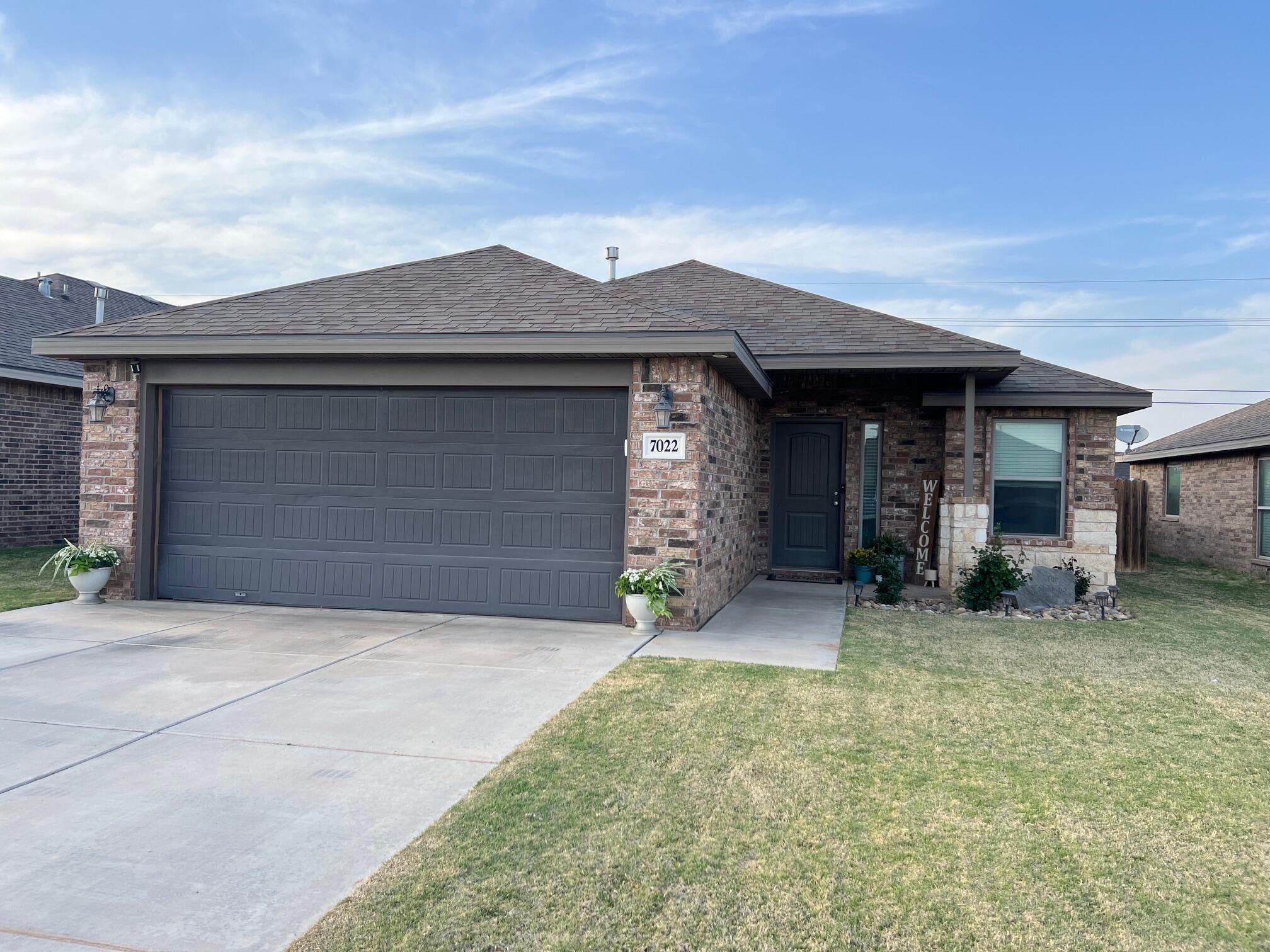 Property Photo: 7022 34th Place TX 79407