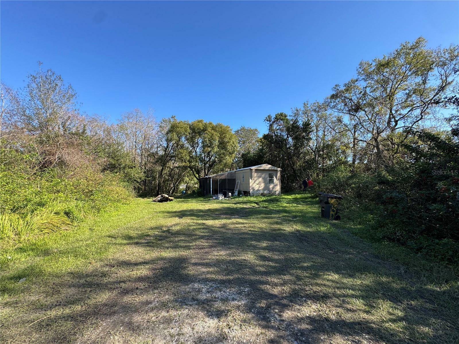 Property Photo: 2220 Ellie Road B FL 33823