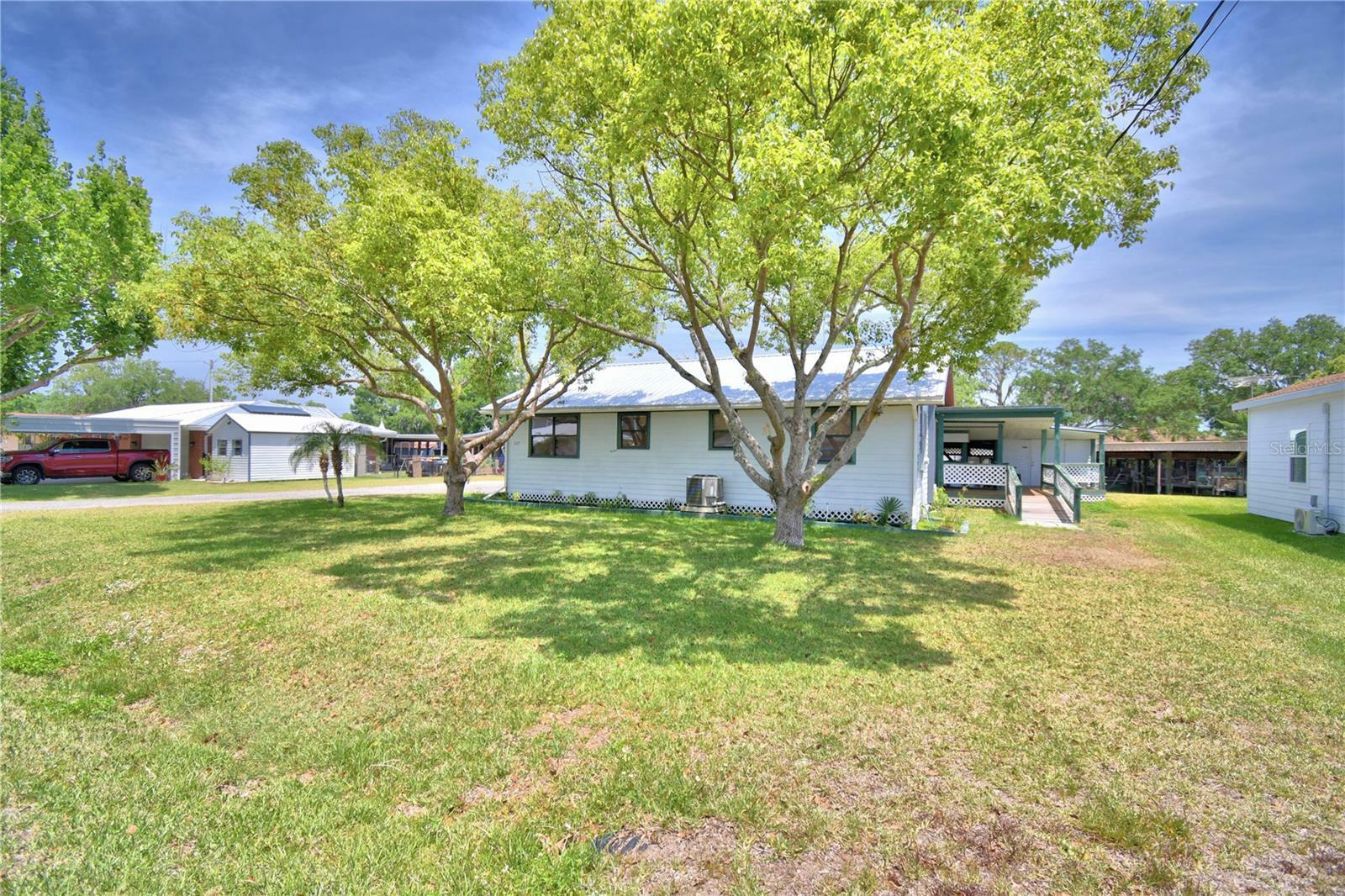 Property Photo: 117 Bream Street FL 33844