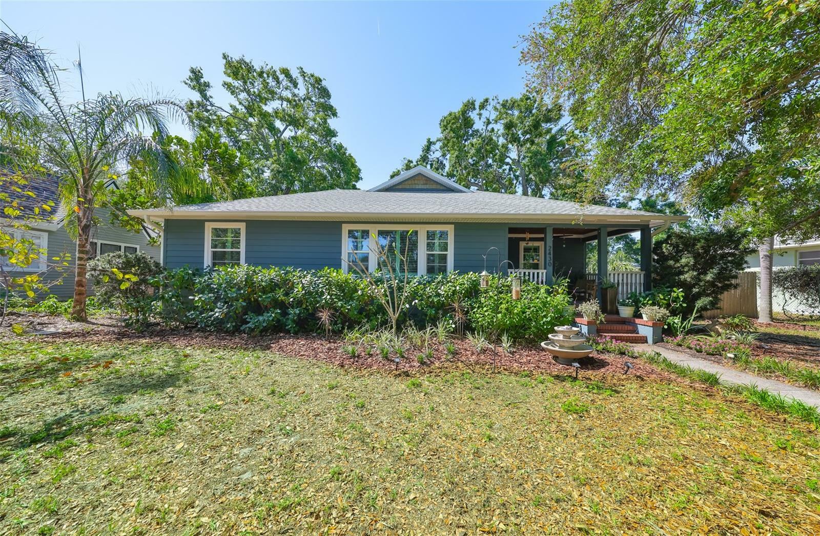 Property Photo: 2430 7th Avenue N FL 33713