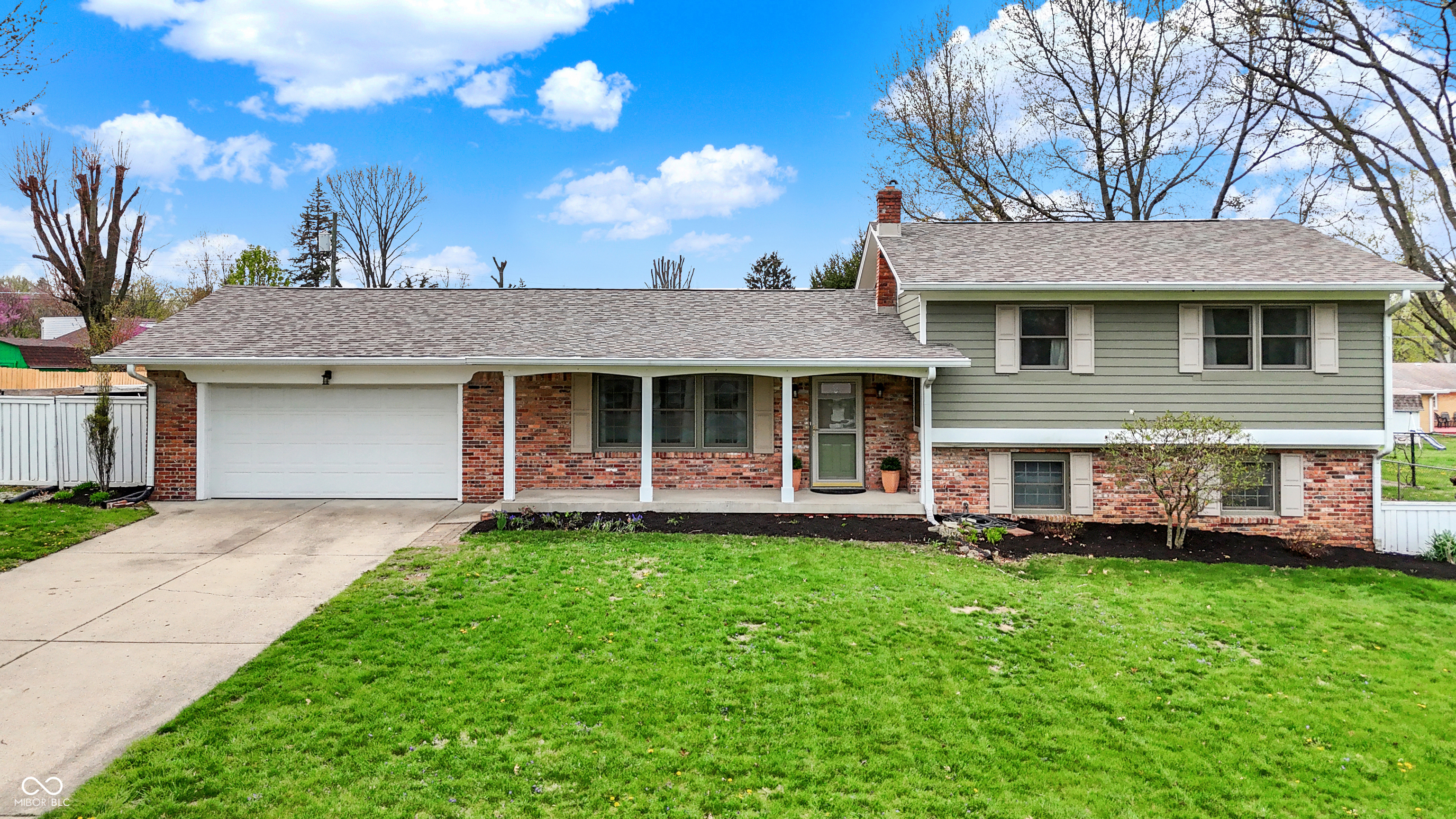 2001 Winchester Drive  Indianapolis IN 46227 photo