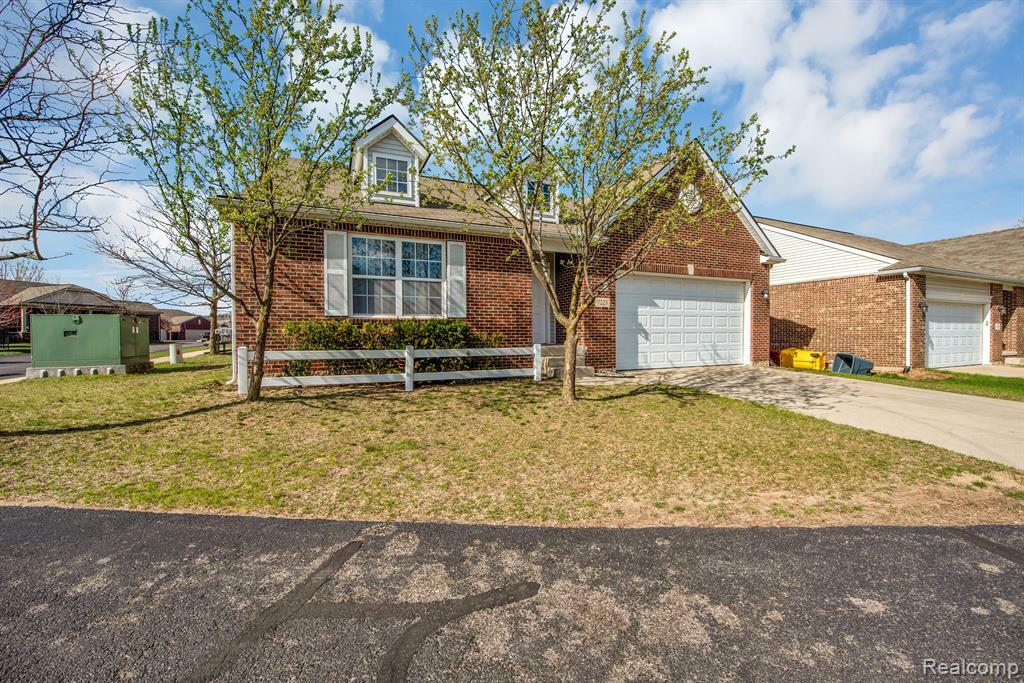 Property Photo: 7223 N Central Park MI 48317 6358