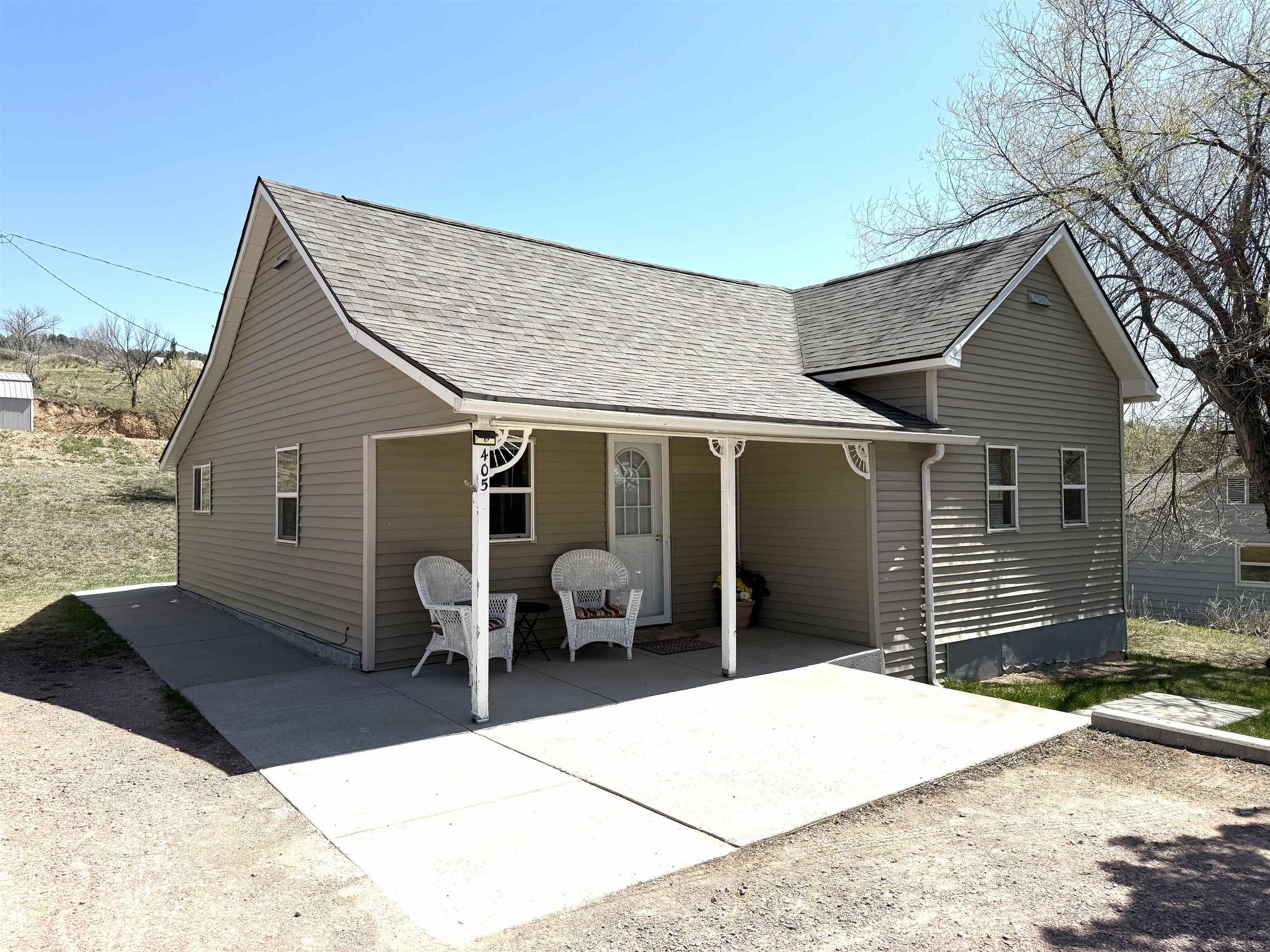 Property Photo: 405 N 5th Street SD 57747-0000