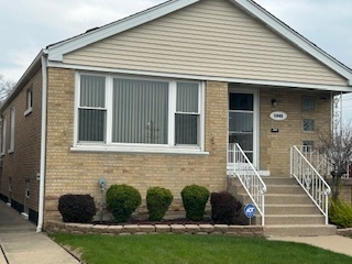 Property Photo: 5946 S Nashville Avenue IL 60638