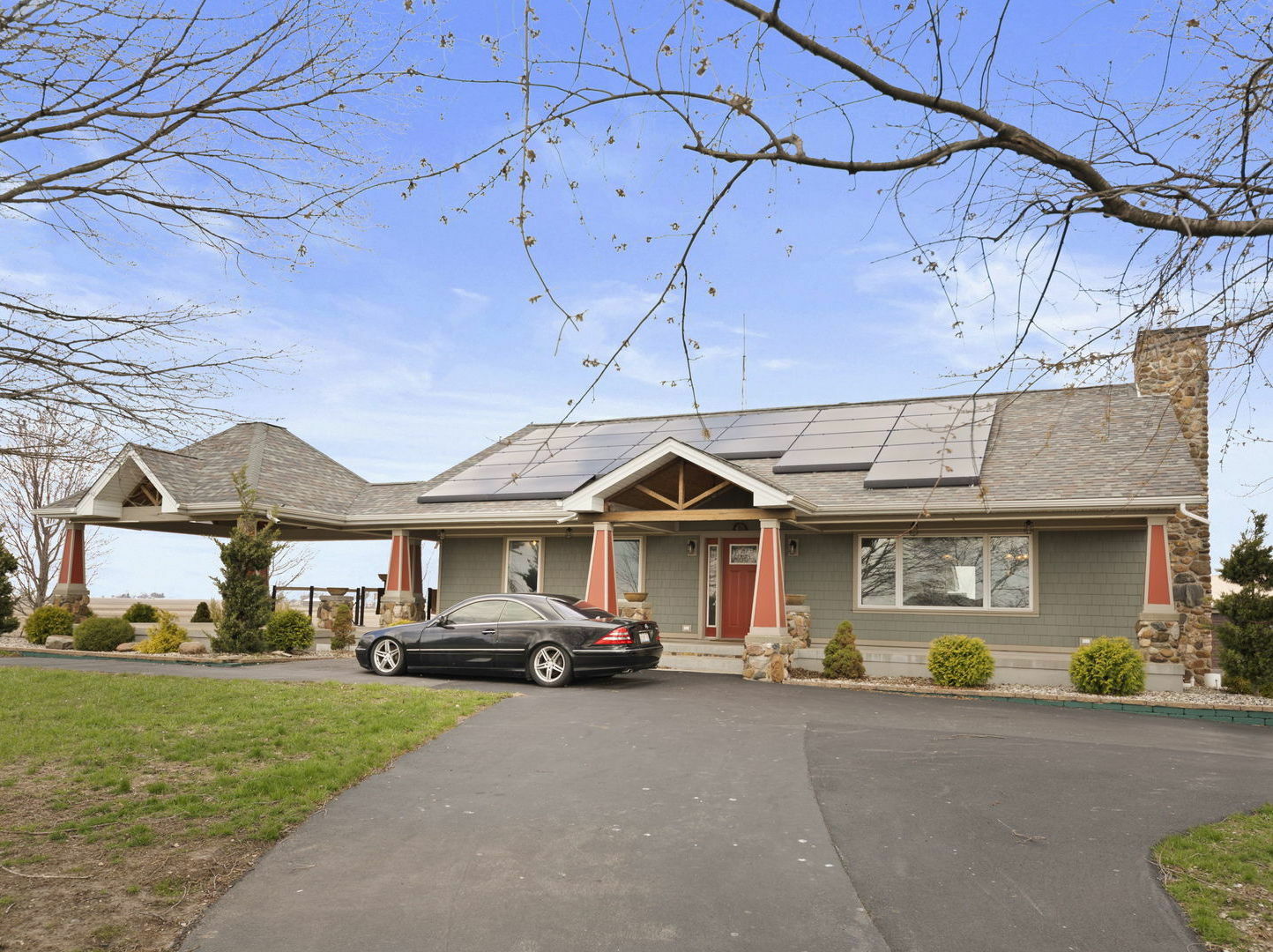 Property Photo: 5265 E 4000 N Road IL 60914
