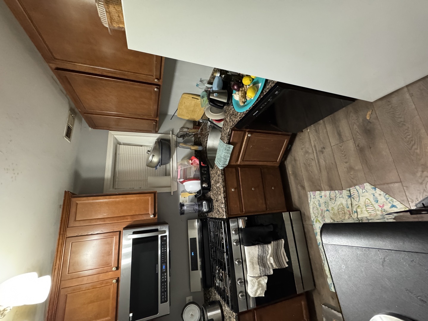 Property Photo: 6341 N Washtenaw Avenue Gw IL 60659