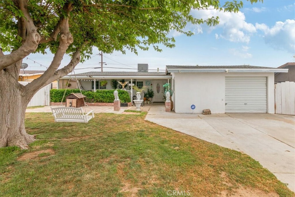 313 Buckley Avenue  Bakersfield CA 93307 photo