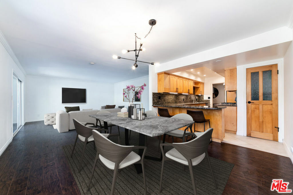 Property Photo: 6716 Hillpark Drive 406 CA 90068